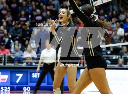 Thumbnail 3 in Wimberly vs. Eagle Mountain (UIL Volleyball 4A D2 Final) photogallery.