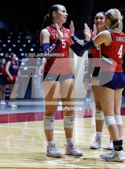 Thumbnail 1 in Wimberly vs. Eagle Mountain (UIL Volleyball 4A D2 Final) photogallery.