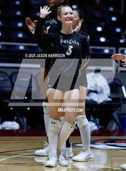 Thumbnail 1 in Wimberly vs. Eagle Mountain (UIL Volleyball 4A D2 Final) photogallery.