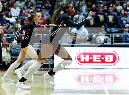 Thumbnail 2 in Wimberly vs. Eagle Mountain (UIL Volleyball 4A D2 Final) photogallery.