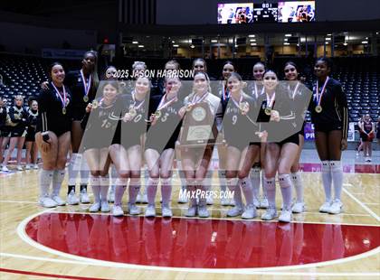 Thumbnail 1 in Wimberly vs. Eagle Mountain (UIL Volleyball 4A D2 Final) photogallery.