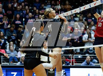 Thumbnail 1 in Wimberly vs. Eagle Mountain (UIL Volleyball 4A D2 Final) photogallery.