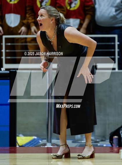 Thumbnail 2 in Wimberly vs. Eagle Mountain (UIL Volleyball 4A D2 Final) photogallery.