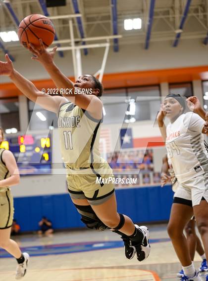 Thumbnail 2 in Conroe @ Grand Oaks photogallery.