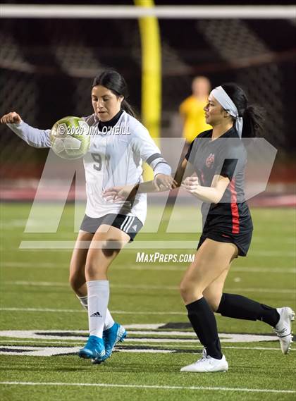 Thumbnail 3 in Irving vs Coppell photogallery.