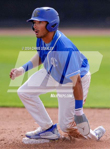 Thumbnail 3 in O'Connor vs. Valor Christian (Best of the West Tournament) photogallery.