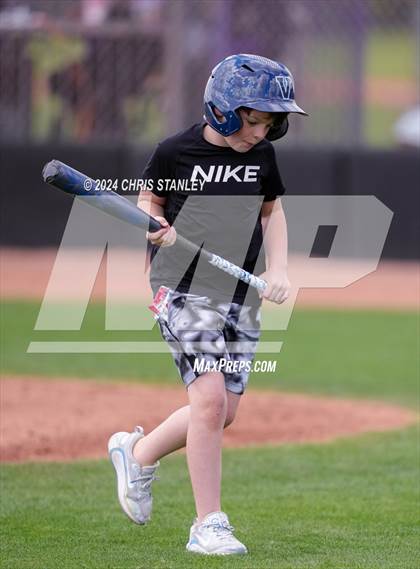 Thumbnail 1 in O'Connor vs. Valor Christian (Best of the West Tournament) photogallery.