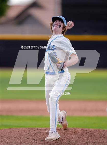 Thumbnail 2 in O'Connor vs. Valor Christian (Best of the West Tournament) photogallery.