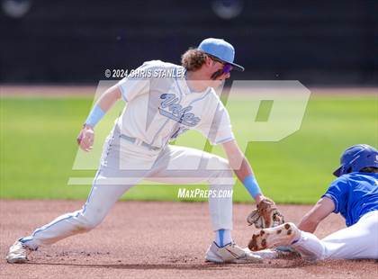 Thumbnail 3 in O'Connor vs. Valor Christian (Best of the West Tournament) photogallery.