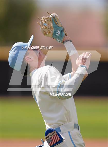 Thumbnail 3 in O'Connor vs. Valor Christian (Best of the West Tournament) photogallery.