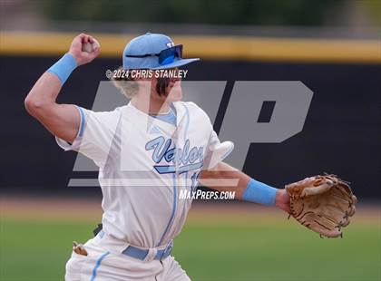 Thumbnail 2 in O'Connor vs. Valor Christian (Best of the West Tournament) photogallery.