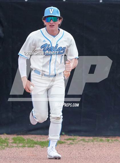 Thumbnail 2 in O'Connor vs. Valor Christian (Best of the West Tournament) photogallery.