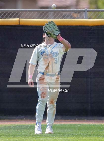Thumbnail 2 in O'Connor vs. Valor Christian (Best of the West Tournament) photogallery.