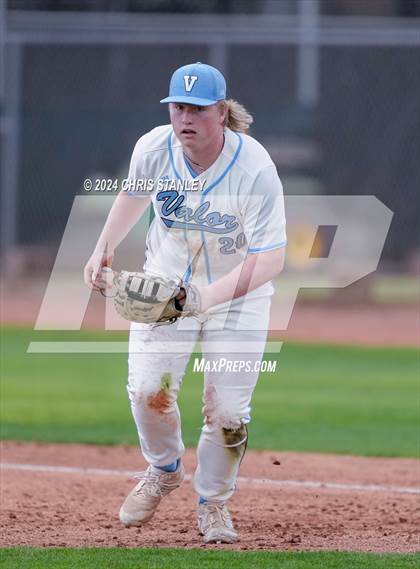 Thumbnail 3 in O'Connor vs. Valor Christian (Best of the West Tournament) photogallery.