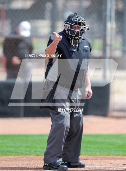 Thumbnail 3 in O'Connor vs. Valor Christian (Best of the West Tournament) photogallery.