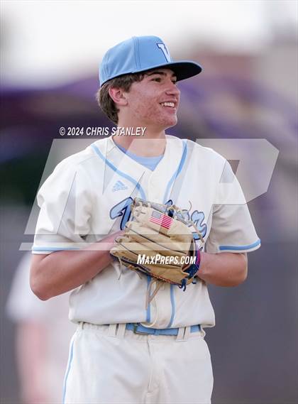Thumbnail 1 in O'Connor vs. Valor Christian (Best of the West Tournament) photogallery.