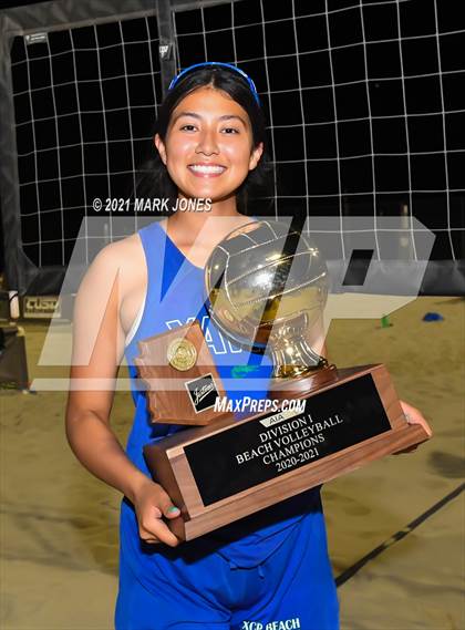 Thumbnail 2 in Xavier College Prep vs. O'Connor (AIA Division I Final - Awards) photogallery.