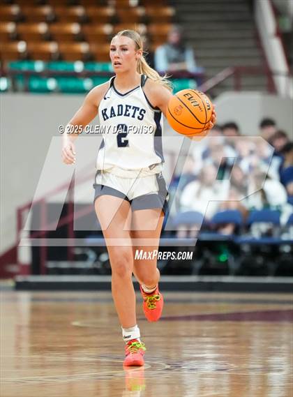 Thumbnail 2 in Durango vs Air Academy (CHSAA 5A Great 8) photogallery.
