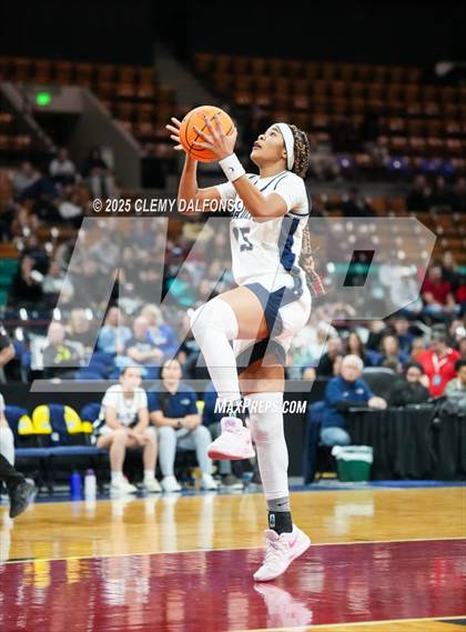 Thumbnail 2 in Durango vs Air Academy (CHSAA 5A Great 8) photogallery.