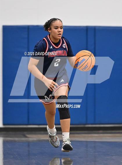 Thumbnail 1 in Tehachapi vs. San Joaquin Memorial (Thanksgiving Hoopfest) photogallery.