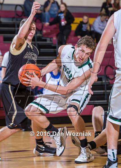 Thumbnail 2 in Blue Ridge vs. Archer City (Fantasy of Lights) photogallery.