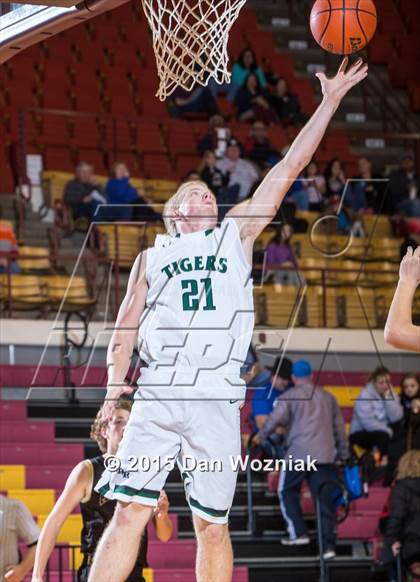 Thumbnail 1 in Blue Ridge vs. Archer City (Fantasy of Lights) photogallery.