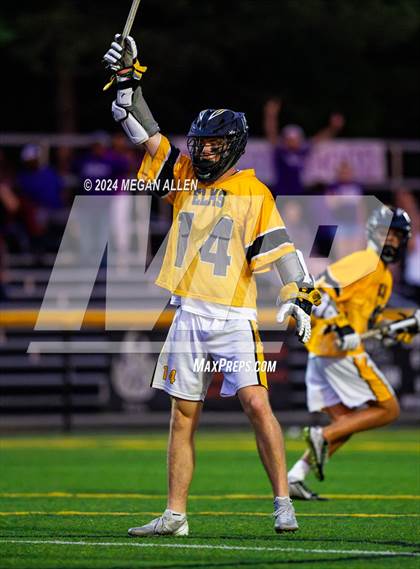 Thumbnail 2 in Pickerington Central @ Centerville (OHSAA Division I Region 3 Regional Quarterfinal) photogallery.