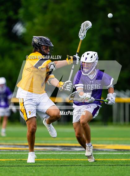 Thumbnail 1 in Pickerington Central @ Centerville (OHSAA Division I Region 3 Regional Quarterfinal) photogallery.