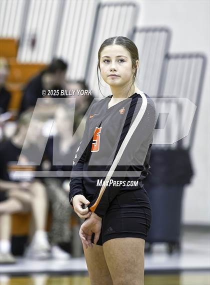 Thumbnail 3 in Grand Saline vs Edgewood photogallery.