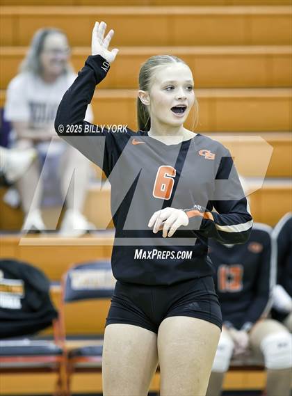 Thumbnail 1 in Grand Saline vs Edgewood photogallery.