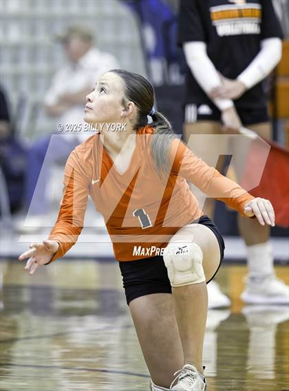 Thumbnail 3 in Grand Saline vs Edgewood photogallery.