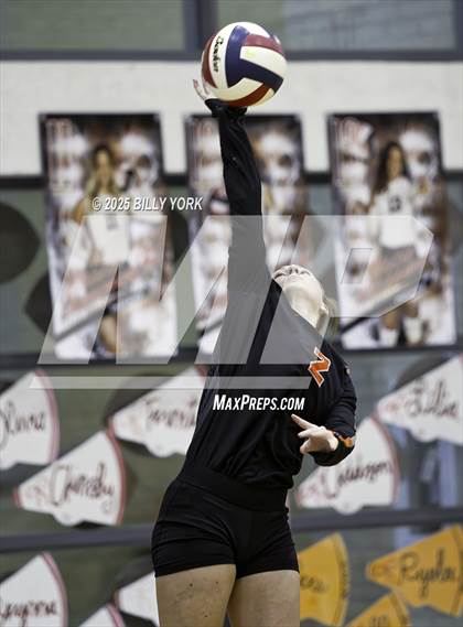 Thumbnail 3 in Grand Saline vs Edgewood photogallery.