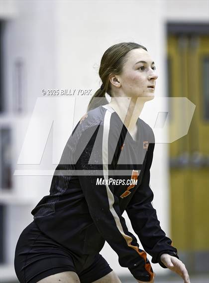 Thumbnail 2 in Grand Saline vs Edgewood photogallery.
