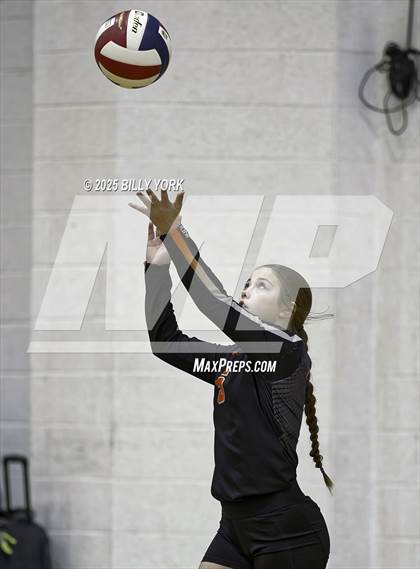 Thumbnail 2 in Grand Saline vs Edgewood photogallery.