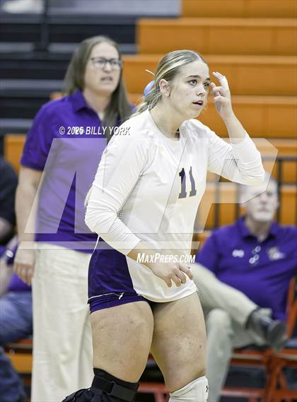 Thumbnail 1 in Grand Saline vs Edgewood photogallery.
