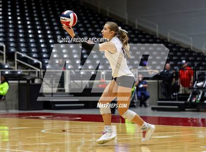 Thumbnail 3 in Davenport vs. Randall (UIL 4A Volleyball Final) photogallery.