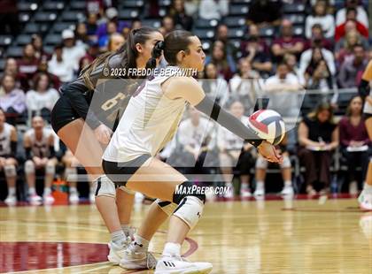 Thumbnail 2 in Davenport vs. Randall (UIL 4A Volleyball Final) photogallery.