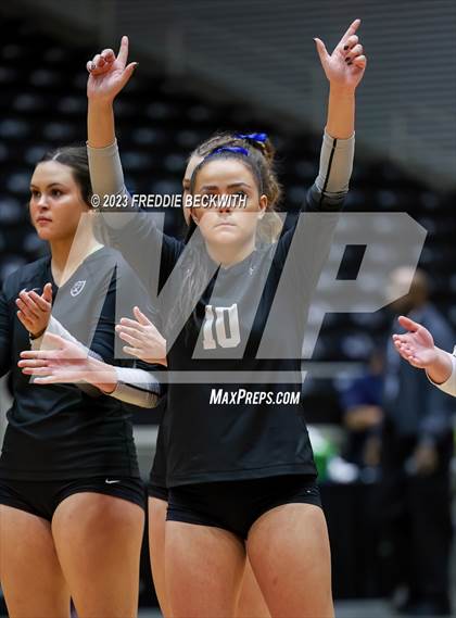 Thumbnail 3 in Davenport vs. Randall (UIL 4A Volleyball Final) photogallery.