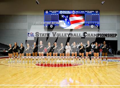 Thumbnail 3 in Davenport vs. Randall (UIL 4A Volleyball Final) photogallery.
