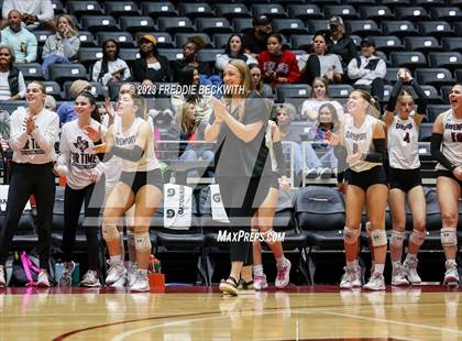 Thumbnail 3 in Davenport vs. Randall (UIL 4A Volleyball Final) photogallery.