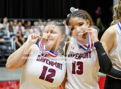 Thumbnail 1 in Davenport vs. Randall (UIL 4A Volleyball Final) photogallery.