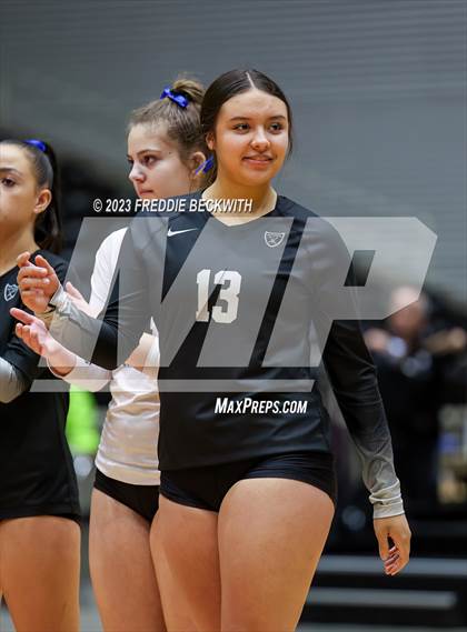 Thumbnail 2 in Davenport vs. Randall (UIL 4A Volleyball Final) photogallery.