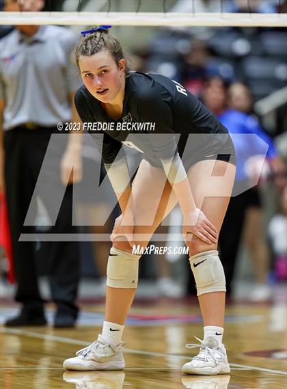 Thumbnail 1 in Davenport vs. Randall (UIL 4A Volleyball Final) photogallery.