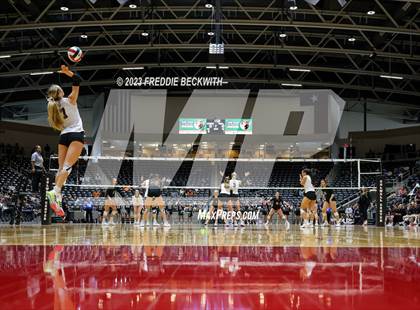 Thumbnail 2 in Davenport vs. Randall (UIL 4A Volleyball Final) photogallery.