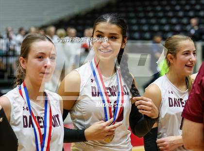 Thumbnail 2 in Davenport vs. Randall (UIL 4A Volleyball Final) photogallery.