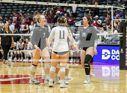 Thumbnail 1 in Davenport vs. Randall (UIL 4A Volleyball Final) photogallery.