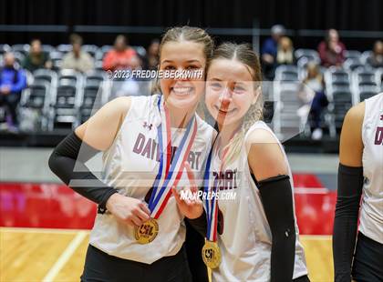 Thumbnail 1 in Davenport vs. Randall (UIL 4A Volleyball Final) photogallery.