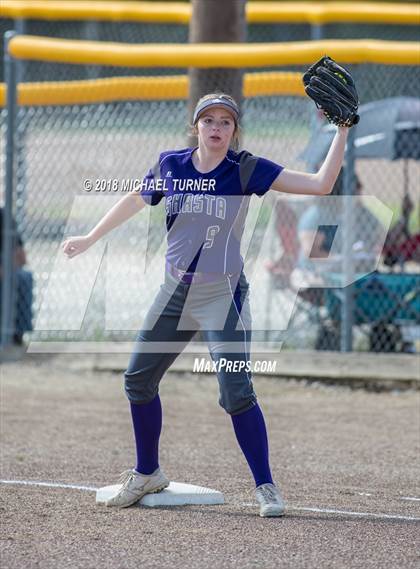 Thumbnail 3 in Shasta @ Red Bluff photogallery.