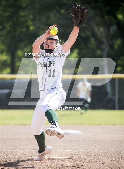 Thumbnail 1 in Shasta @ Red Bluff photogallery.
