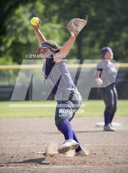 Thumbnail 1 in Shasta @ Red Bluff photogallery.